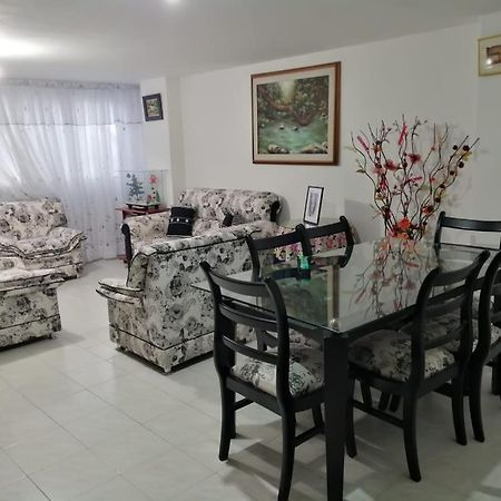 Hostal Dante Сан Хил Екстериор снимка