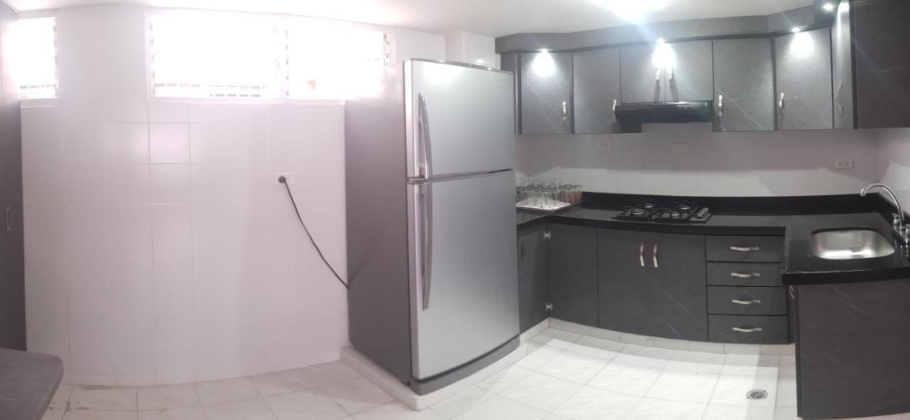 Hostal Dante Сан Хил Екстериор снимка