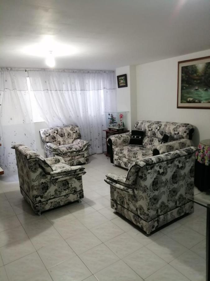 Hostal Dante Сан Хил Екстериор снимка